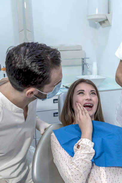 Emergency Gum Pain Relief in CT